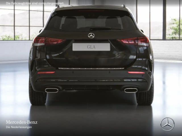 Mercedes-Benz GLA 200 AMG Line