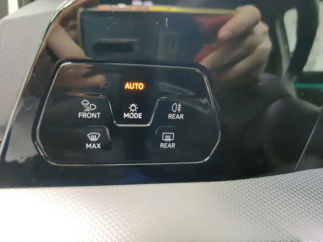 Volkswagen Golf 1.5 TSI Plus