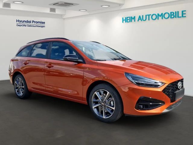 Hyundai i30 Advantage Hybrid T-GDi
