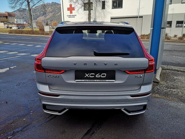 Volvo XC60 AWD Dark Plus T6