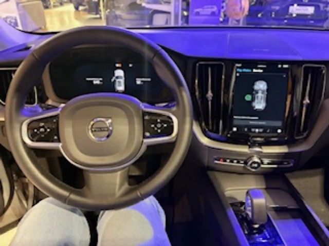 Volvo XC60 AWD Dark Plus T6