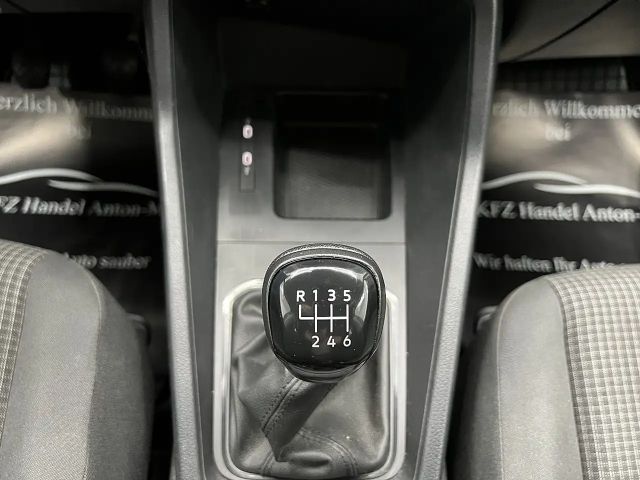 Volkswagen Caddy Combi