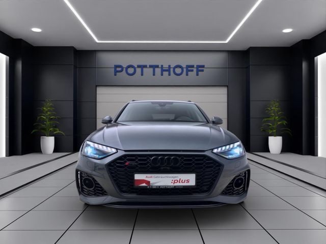 Audi RS4 Avant Quattro