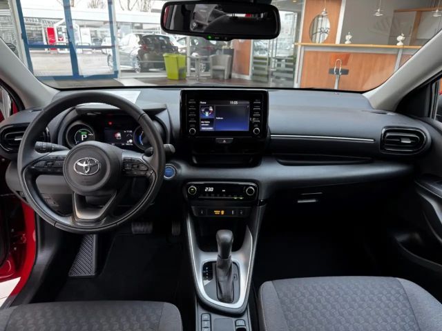 Toyota Yaris Hatchback Hybride Team D