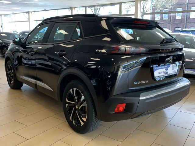 Peugeot E-2008 Allure Pack