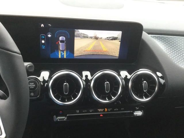 Mercedes-Benz B 180 Progressive