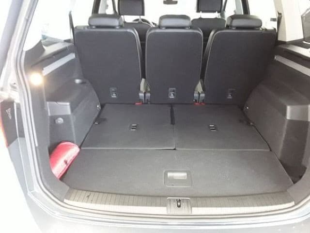 Volkswagen Touran 1.5 TSI DSG