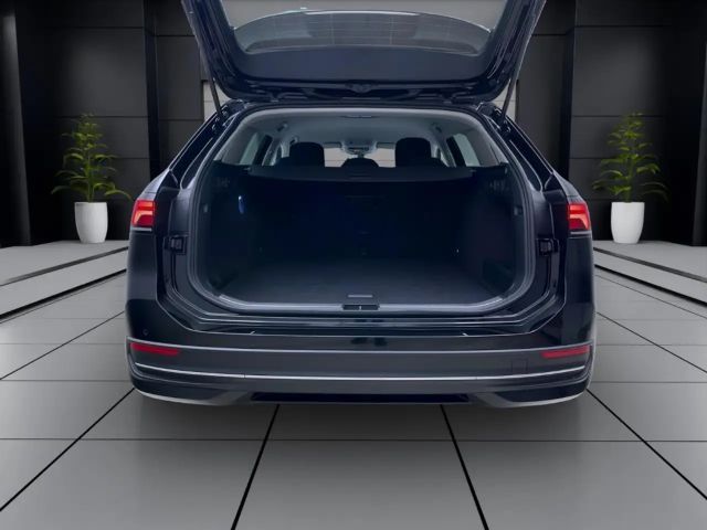 Volkswagen Passat 1.5 eTSI Business DSG Variant