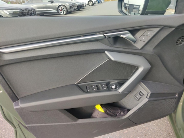 Audi A3 30 TFSI S-Tronic Sedan