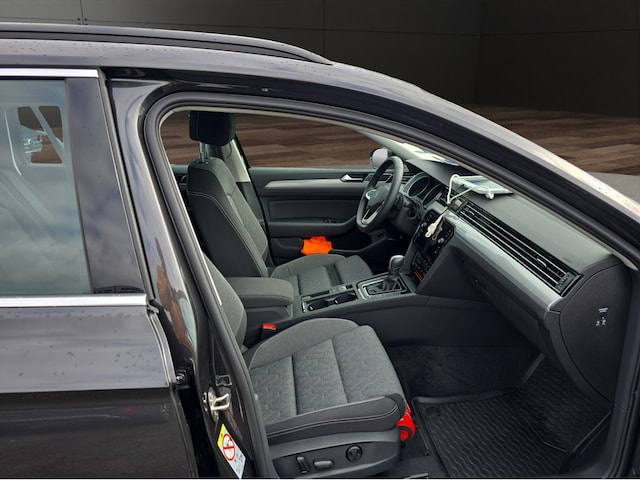Volkswagen Passat 1.5 TSI Business Variant