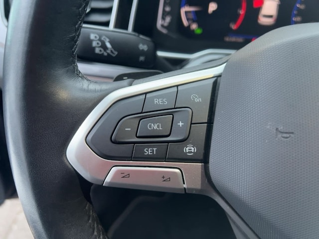 Volkswagen Polo 1.0 TSI DSG Style