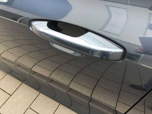 Volvo V60 AWD Dark Plus T6