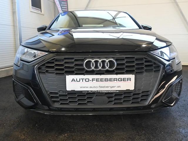 Audi A3 30 TDI Sedan