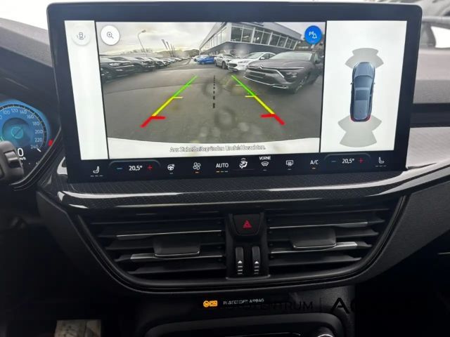 Ford Focus ST Line Wagon