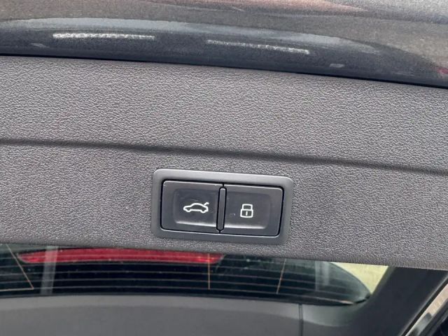 Audi A6 2.0 TDI S-Line