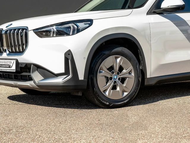 BMW iX1 xDrive30
