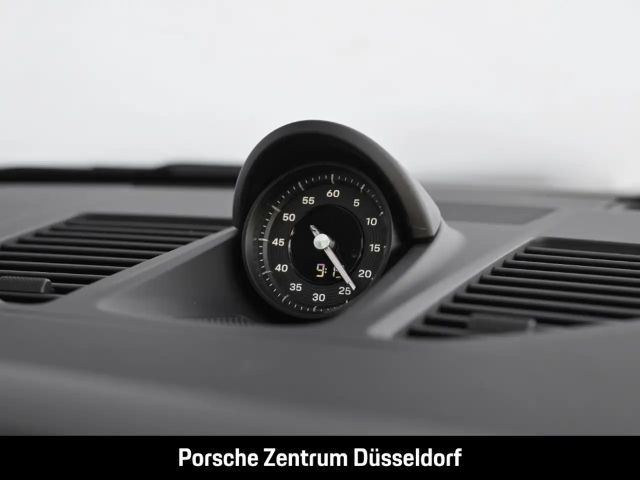 Porsche 992 Cabrio Carrera Turbo