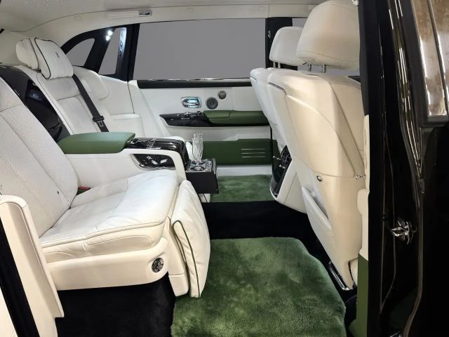 Rolls-Royce Phantom Extended (EWB) "The Connoisseur"