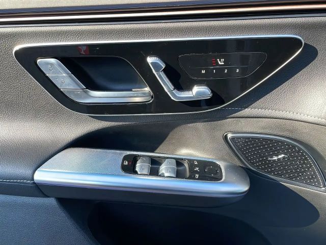 Mercedes-Benz EQE SUV 300 AMG Line