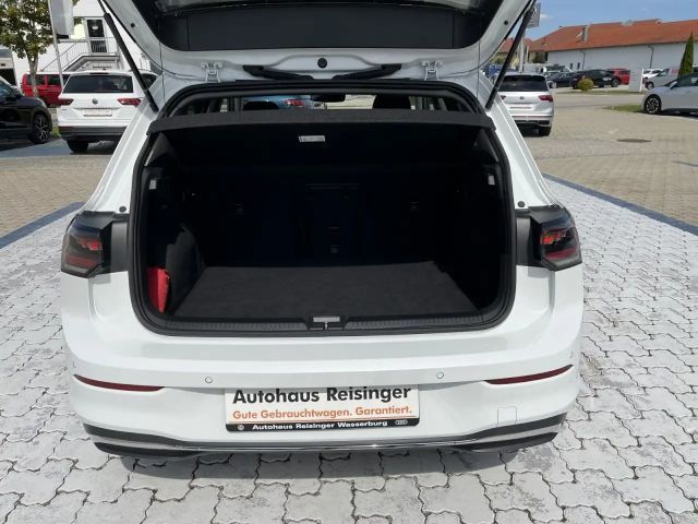 Volkswagen Golf 1.5 eTSI DSG Golf VIII