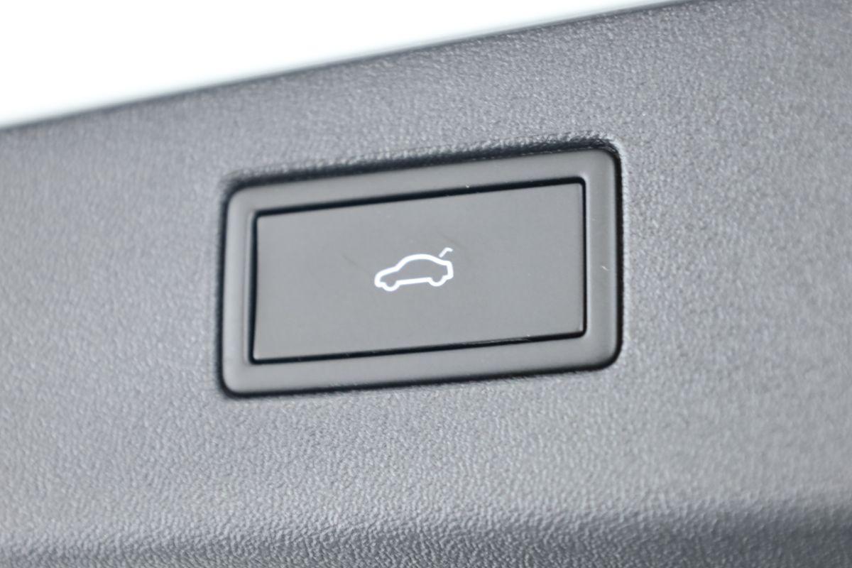 Volkswagen Tiguan 2.0 TSI DSG IQ.Drive R-Line