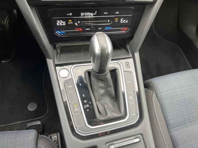 Volkswagen Passat DSG GTE Variant