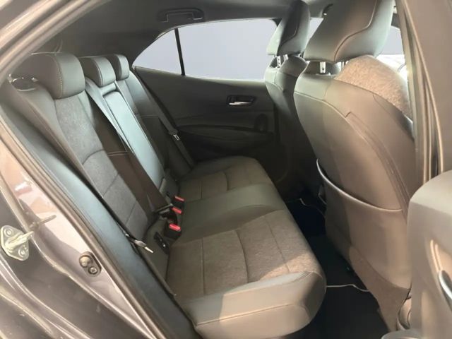 Toyota Corolla Hybride Team D