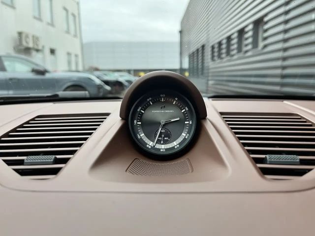 Porsche 992 4S Carrera Coupé
