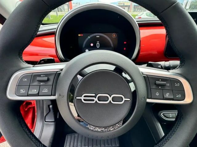 Fiat 600e Hybrid 100 6-Gang eDCT