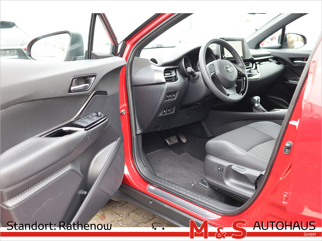 Toyota C-HR 5-deurs Bi-Tone Team D