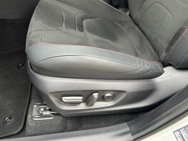 Toyota C-HR GR Hybride Plug-in