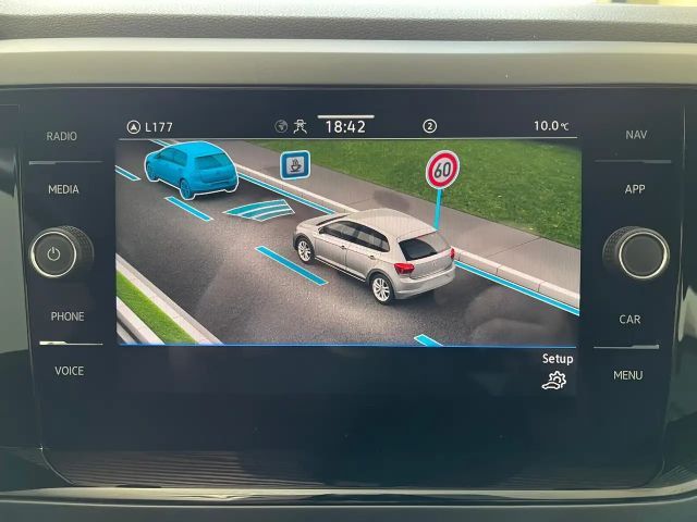 Volkswagen Polo 1.0 TSI DSG IQ.Drive R-Line