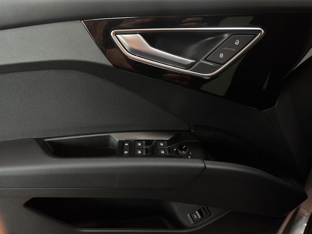 Audi Q4 e-tron SUV 45 e-tron Audi Q4 e-tron