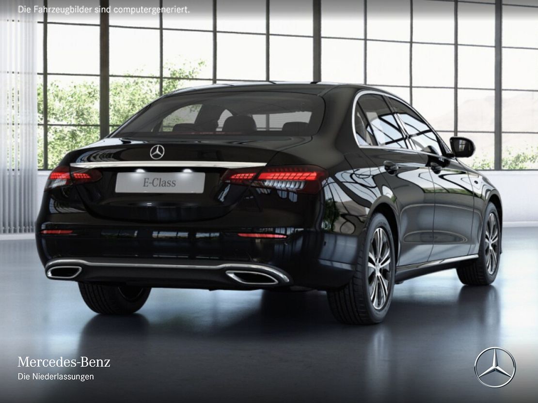 Mercedes-Benz E 200 Sedan