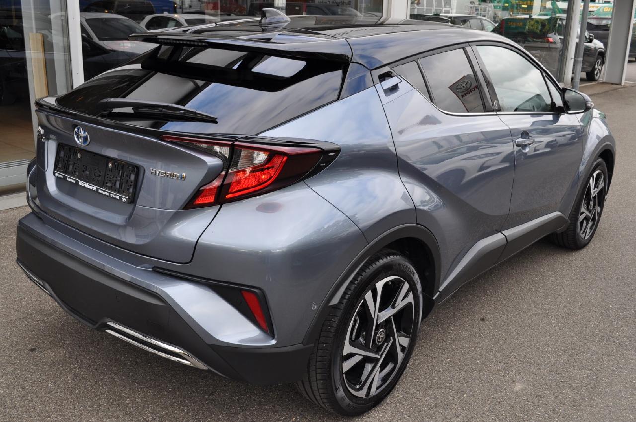 Toyota C-HR 5-deurs Bi-Tone Team D