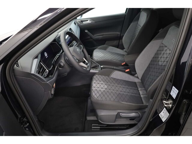 Volkswagen Taigo 1.0 TSI R-Line Style