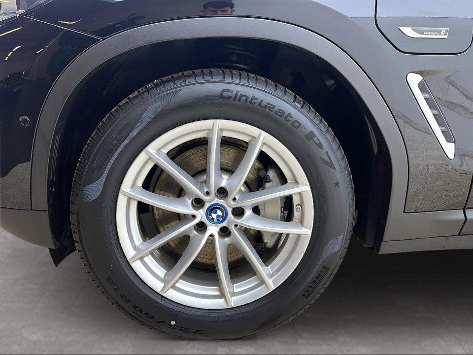 BMW X3 xDrive30e