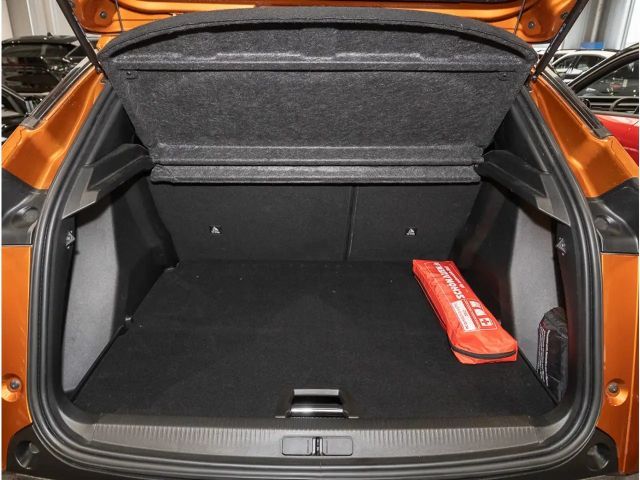 Peugeot E-2008 Allure Pack