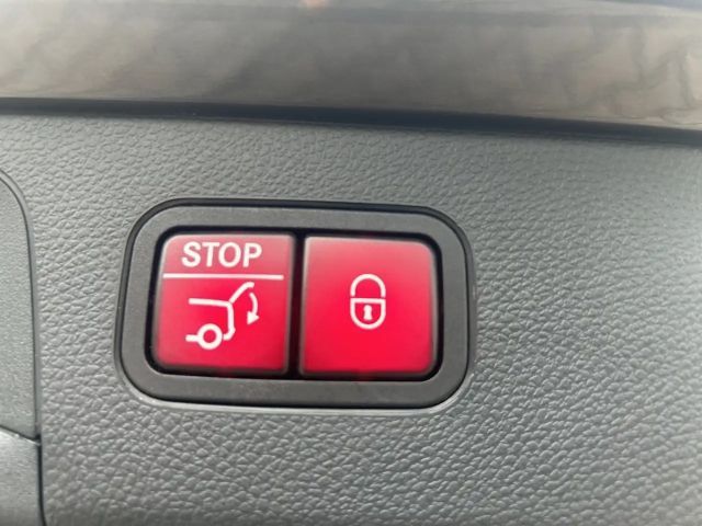 Mercedes-Benz GLC 300 4MATIC AMG Line