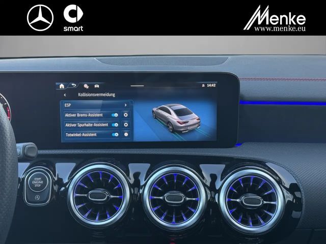 Mercedes-Benz CLA 200 AMG Line Coupé