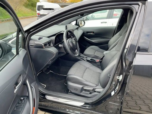 Toyota Corolla Hybride Team D