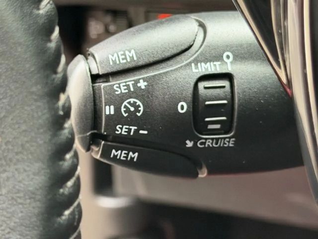 Peugeot 2008 Allure Pack PureTech