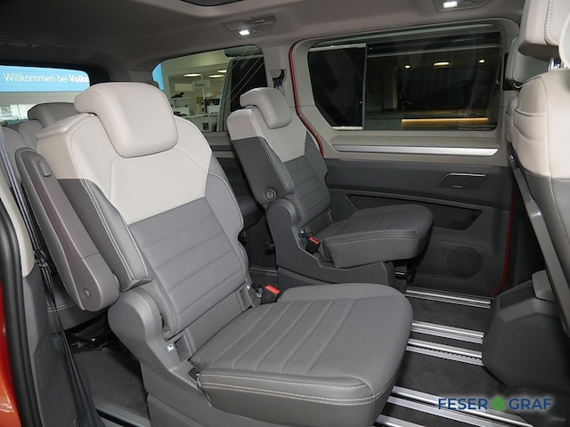 Volkswagen Multivan 2.0 TSI DSG Style T7