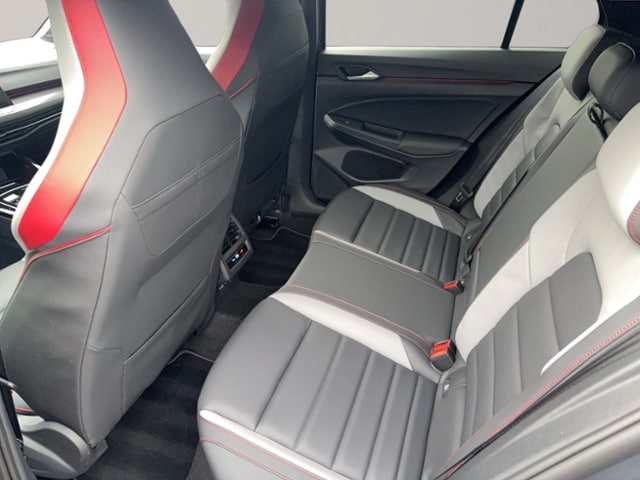 Volkswagen Golf 2.0 TSI DSG Golf VIII Style