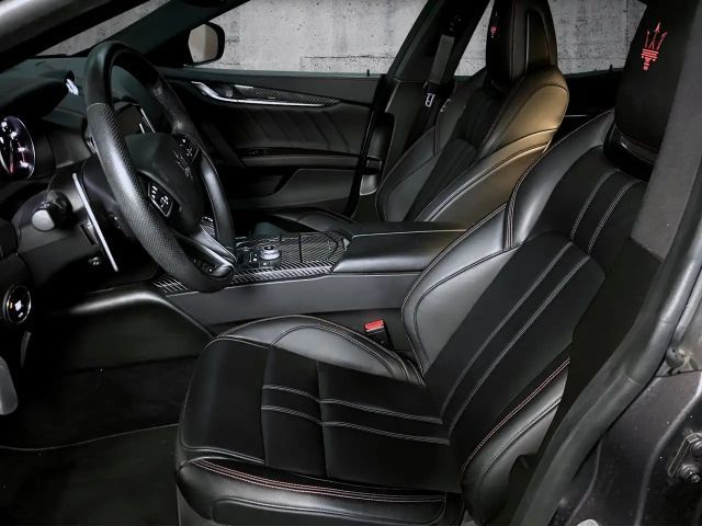 Maserati Ghibli GranSport