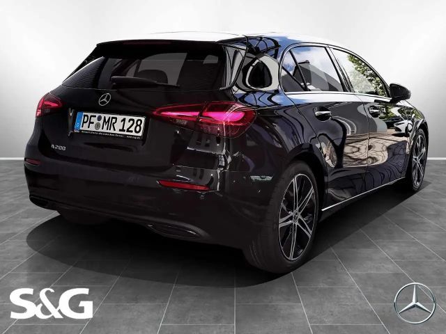 Mercedes-Benz A 200 Progressive