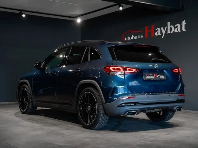 Mercedes-Benz GLA 200 AMG Line