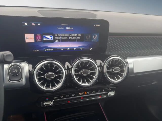 Mercedes-Benz EQB 300 Advanced Progressive