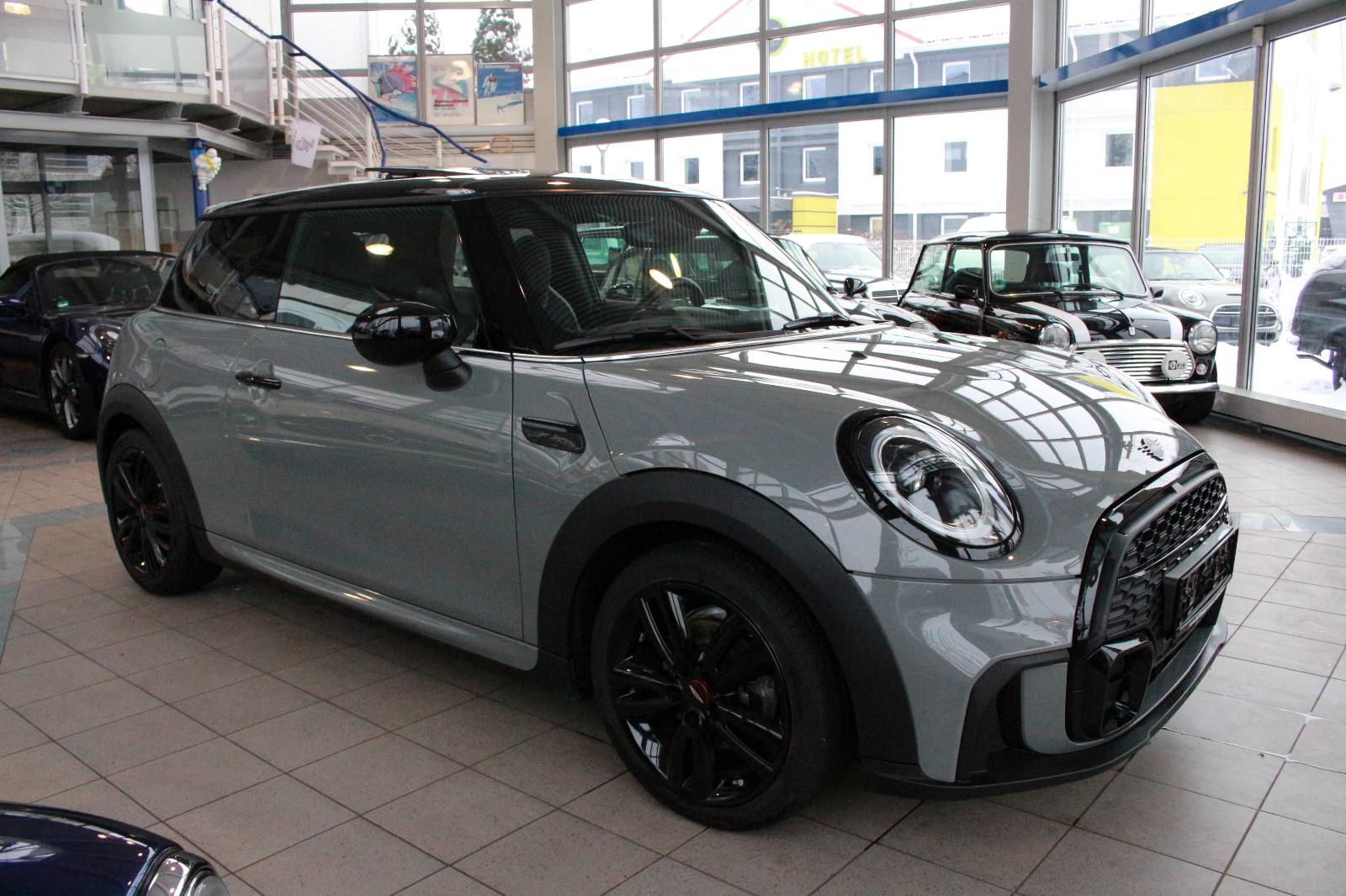 MINI Cooper John Cooper Works