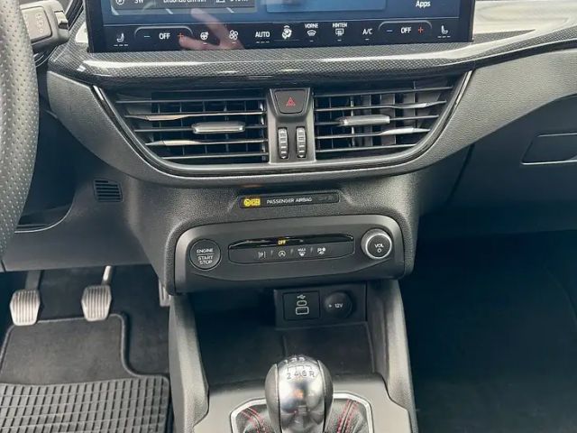 Ford Focus EcoBoost ST Line